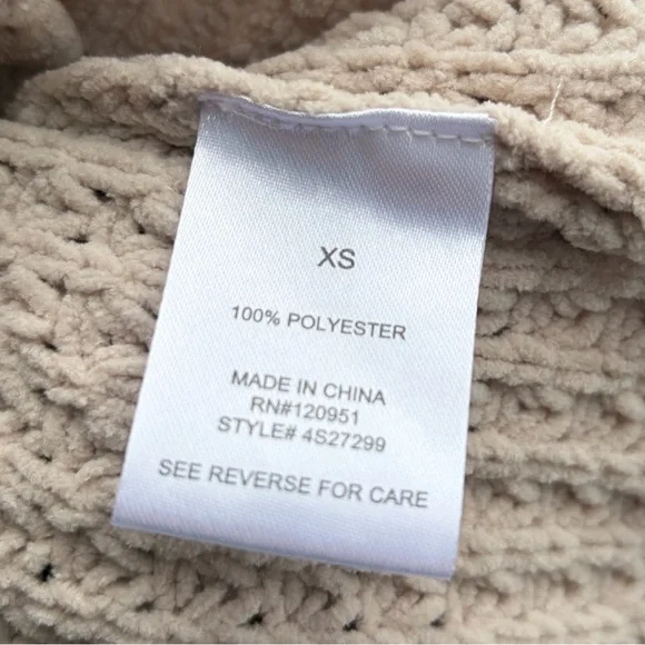 🆕 Pink Rose Blush Chenille Waffle Knit Oversized Sweater XS Cozy Ribbed Hem Chic - Picture 16 of 17